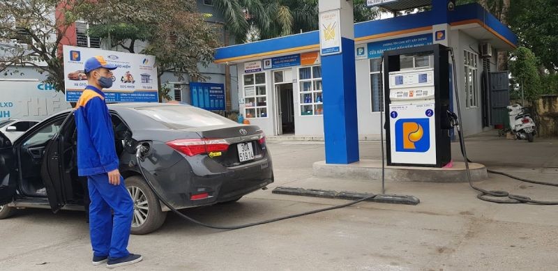 Giá xăng dầu tiếp tục tăng