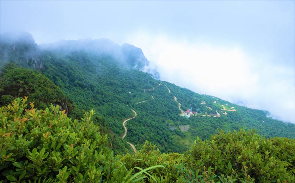 Những đỉnh núi thiên đường săn mây ở Hà Giang-dulichgiaitri.vn
