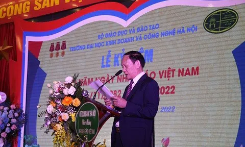 HUBT kỷ niệm 40 năm ngày Nhà giáo Việt Nam: Tri ân những người thầy phấn đấu trọn đời cho sự nghiệp “trồng người”