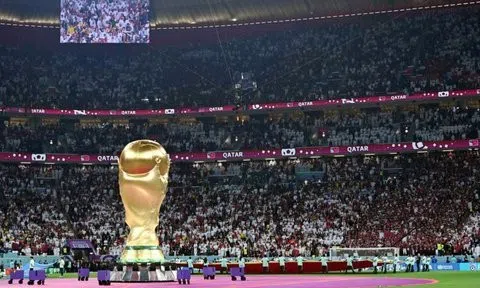FIFA kiếm tiền như thế nào từ World Cup?