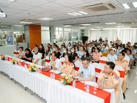 Nâng cao văn hóa thưởng thức bia có trách nhiệm cho hàng nghìn công nhân viên