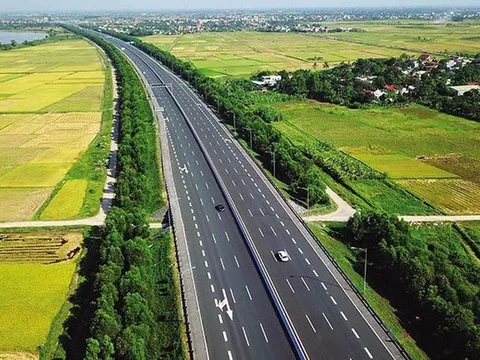 Bộ Xây dựng: Quyết liệt đổi mới, mục tiêu 5.000 km cao tốc và 1 triệu căn nhà ở xã hội vào năm 2030