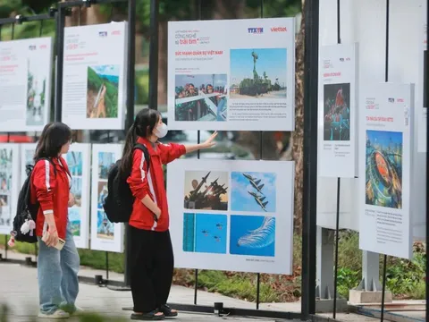 Hành trình níu giữ ký ức bằng công nghệ