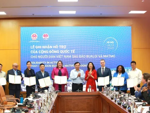 Khoảng 9,7 triệu USD hỗ trợ lụt bão cho người dân Việt Nam