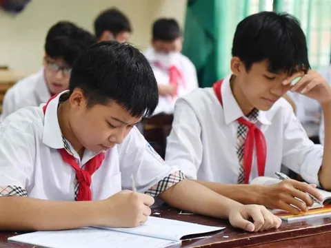 Bản tin 30/10: Hà Nội dự kiến mức trần phí trông giữ trẻ sau giờ học là 12.000 đồng/giờ