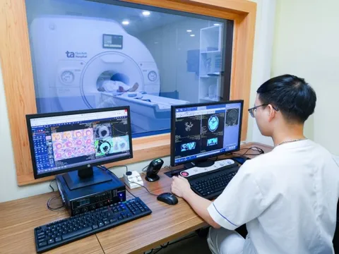 Y tế công nghệ cao góp phần đáp ứng nhu cầu khám chữa bệnh cho người dân