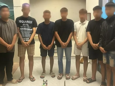 Cảnh báo tình trạng thanh thiếu niên mang theo hung khí khi ra đường