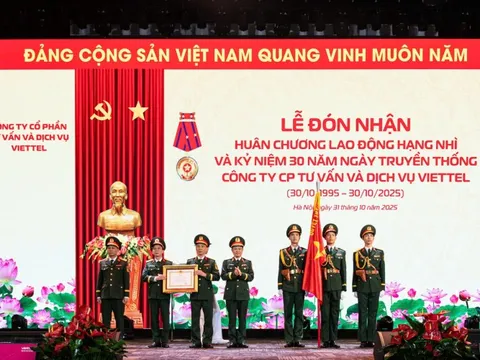 VTK đón nhân Huân chương Lao động hạng Nhì